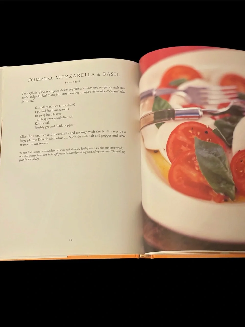 Ina Garten Barefoot Contessa Family Style Cookbook - good condition